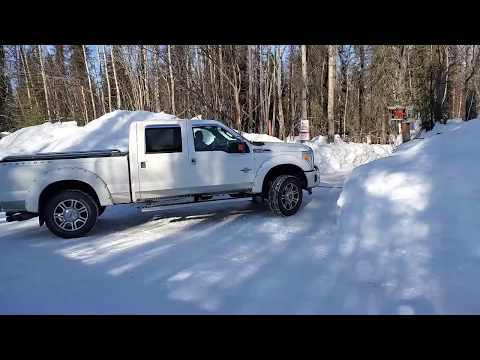Mus khiav nkaum Coronavirus pem Cabin. Alaska