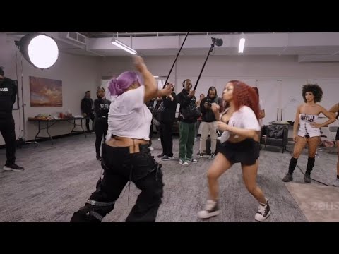 Biggie Vs Smallz - Bad Vs Wild