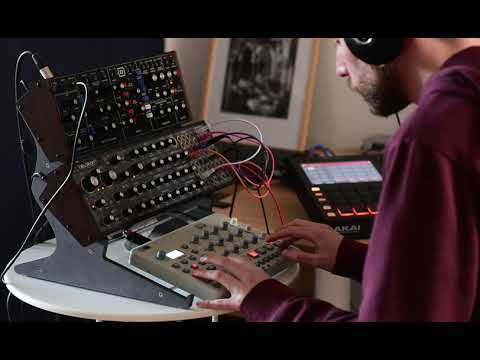 Sleepy Synths || Elektron Model:Cycles and Friends (Neutron, MPC One)