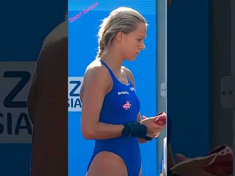 Gorgeous Dive by Beautiful Woman Diver 🤩 WOMEN'S 10m platform by Tonia Couch #diving #shorts