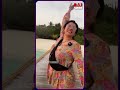 Maldives ல் குட்டை பாவாடை அணிந்து ஆட்டம் ப�