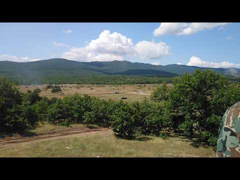 3 T-72 tanks firing main guns simultaneously