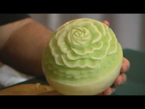 Delaware carver brings out the personality in fruits and vegetables - WHYY