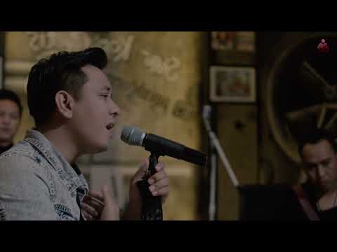ILIR7 - HANYA TUHAN YANG TAHU (OFFICIAL MUSIC VIDEO)