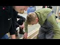 Studenten nieuwe timmermansopleiding in Emmeloord bouwen Tiny House