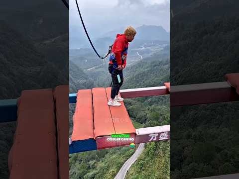 Quando Papai Cai Também! Uma Queda Mais Engraçada Que a Outra!😅🤣📱🐸