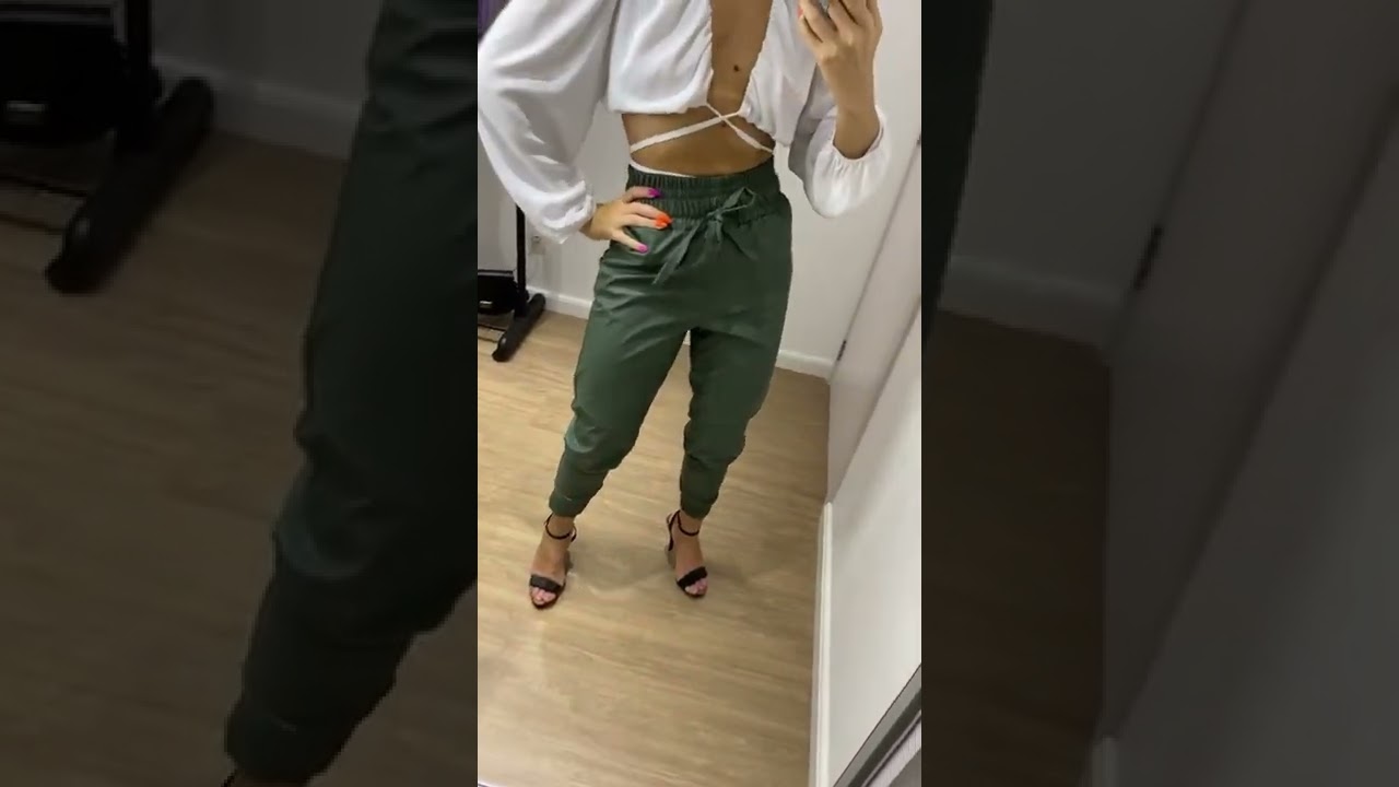 CALÇA JOGGER COURO ECO - INCLUA LEVAZA USANDO COM SALTO ALTO, TAMBÉM FICA LINDO