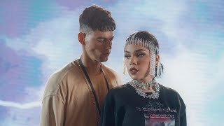 Tenía Que Llegar Music Video