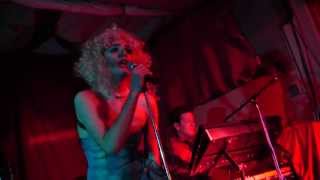 Slow Down 2013: Ellen Degenerate performs Ladytron's 