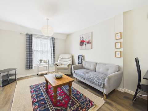 58a Staveley