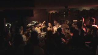 Motivation play "use your head" of uniform choice