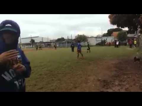 Gol de falta do negueba