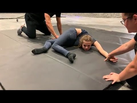 "THE CONJURING 3" - CONTORTIONISTS