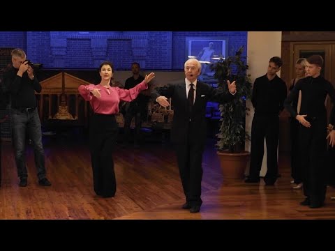 Richard Gleave Explains How Weight Affects the Balance in Foxtrot