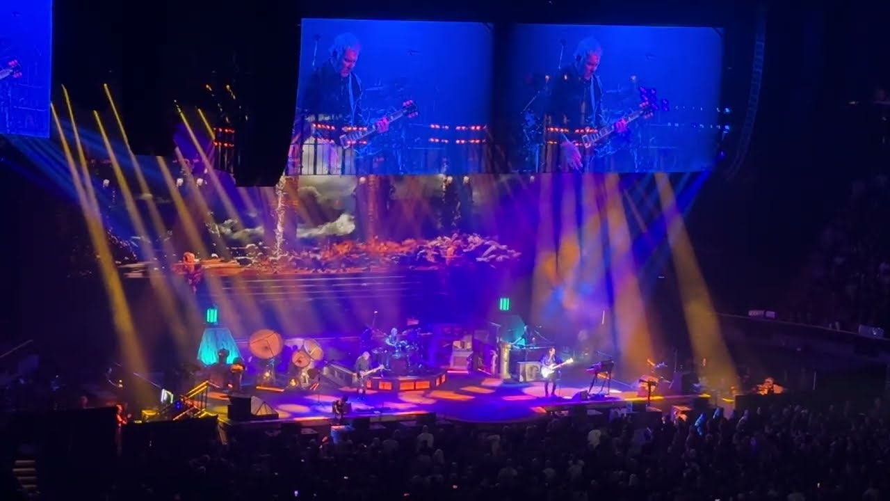 Rush - A Farewell to Kings Live (first time since 1978) - YouTube