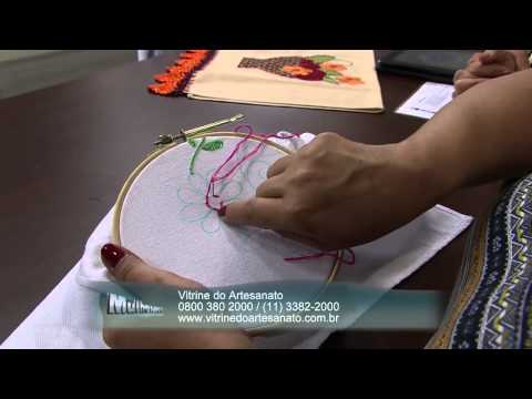 Mulher.com 28/01/2014 Valquiria Campanelli - Cisne Flores e Folhas P 1/2