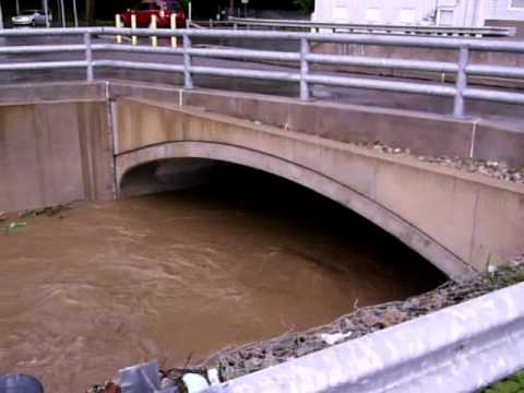Flooding: Castle Shannon & Library Road - Part 1 08.03.2014