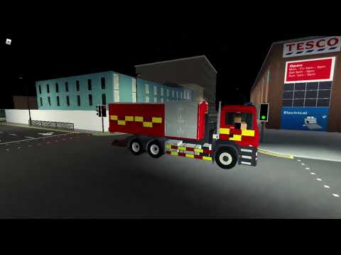 *Super Rare* Bolton Central's Second Pump and HVP Responding + Arriving on scene-GMFRS Roblox