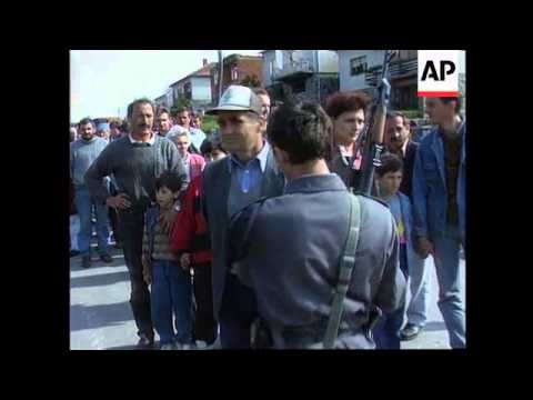 Croatia - Croat Soldiers Disarm Serbians