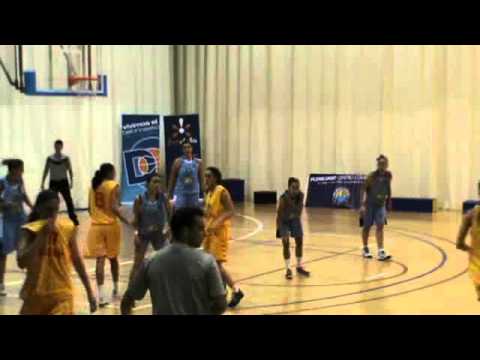 LIGA FEMENINA2B JORNADA2 DISTRITO OLIMPICO PLENILUNIO...,68 - 75,SEGLE XXI... (02/11/2013)