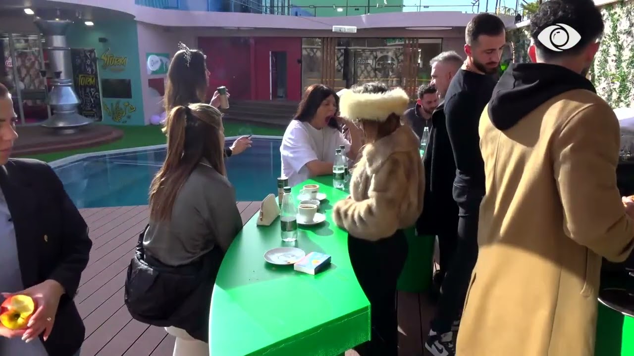 Debati Gerta-Amber: Përfitove nga mbiemri që ke, prandaj...