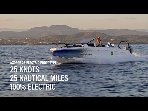 Axopar 25 Electric Prototype - Driving 25 Nautical Miles from Cannes to Saint-Tropez