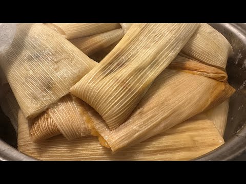 TAMALES DE CARNE DE PUERCO EN CHILE VERDE DE MOLCAJETE | RECETA DE TAMALES