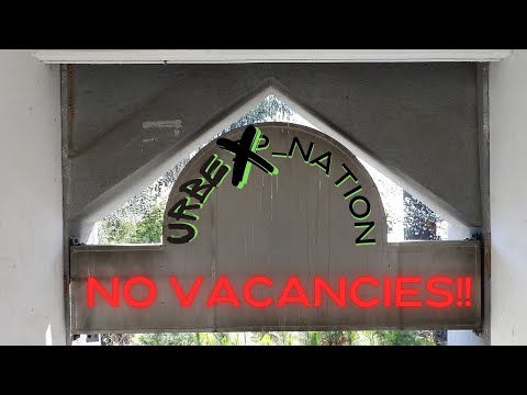 exploring an #abandonded knights inn!!! #urbex #hotel #travel