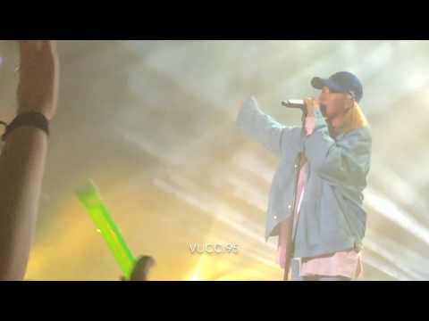 Giant Pink- Tuesday is better than Monday (ft. Yeri of Red Velvet) Live in Norway