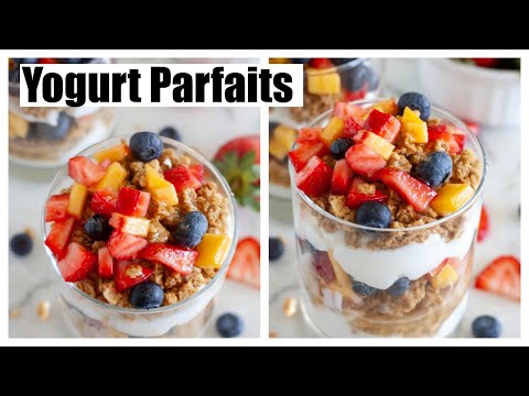YOGURT PARFAIT / Make ahead fruit, yogurt and granola parfait.