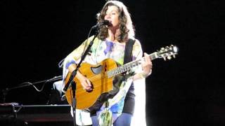 Amy Grant - "Jesus Loves Me/They'll Know We Are Christians/Helping Hand" 11/6/15