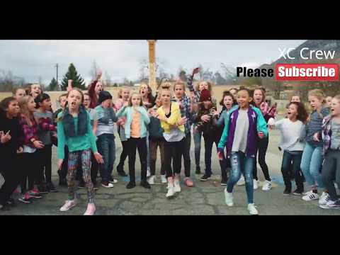 GRADE SCHOOL DANCE BATTLE! BOYS VS GIRLS! -We Came To Dance  || ScottDW ||  XC CREW ||