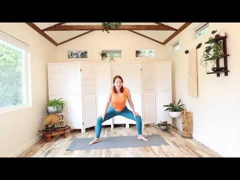 Goddess Pose | Yoga Mobility Play