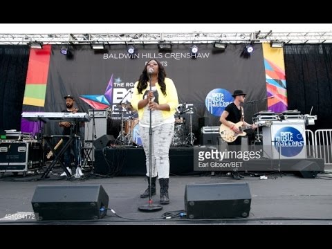 Dale Black bass solo (featuring Brandon Coleman and Ronald Bruner)