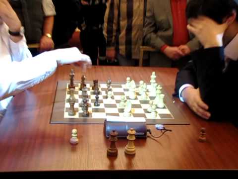 2009-11-21 GM Svidler - GM Kramnik WCBC - 2009 VC00119 (to be continue)