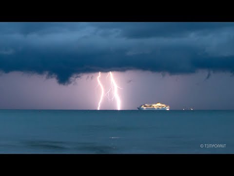 Timelapse Into The Storm