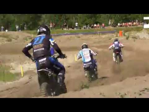 Arminas Jasikonis getting the rhythm in the sand of Axel