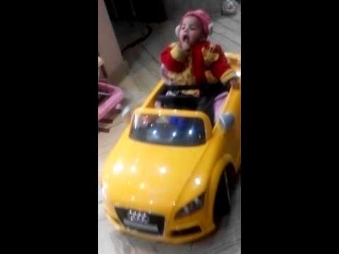 Ride on toy car Audi TT RS Plus ( RC )