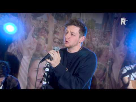 Live uit Lloyd - Skinny Living - Iron Sky