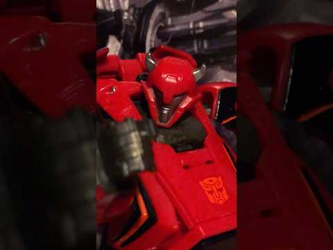 Transformers Studio Series WFC Cliffjumper (Skit/Review) #transformers