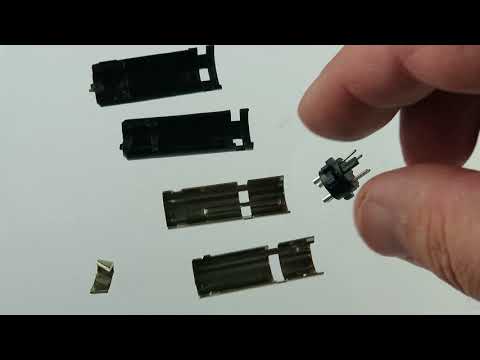 G22588 - 4 Pin Mini-DIN Male Inline Plug Connector