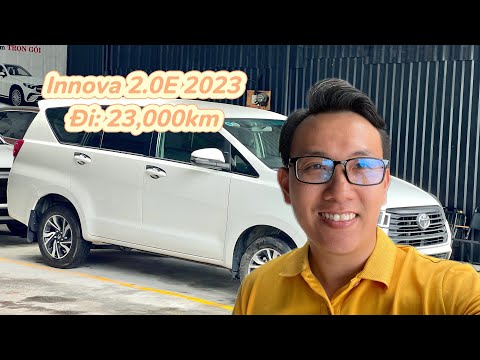 Toyota Innova 2023 đi 23,000km màu trắng - LH 0967978928