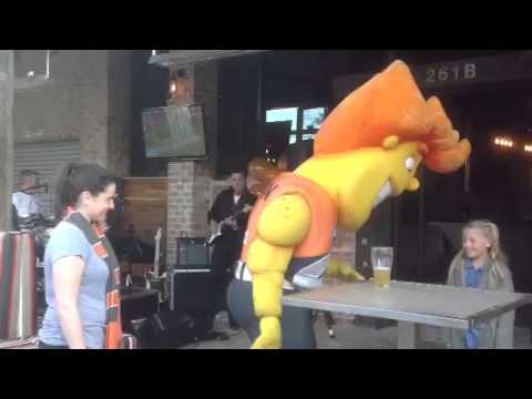 G-Man gets his dance on