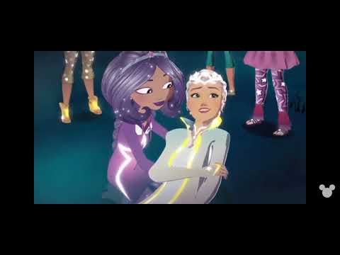 Star Darlings lady Stella wakes up