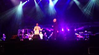 After the love has gone - Earth Wind & Fire feat. Mario Biondi