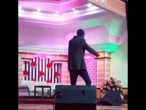 Johnny Blessed - Sawa (Live Performance)