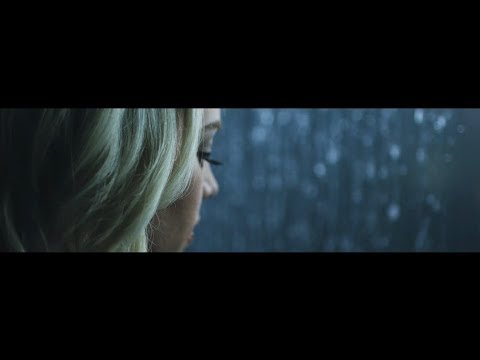 Feel The Waters by Sarah Reeves (OFFICIAL MUSIC VIDEO)