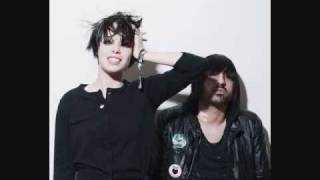 Fainting Spells - Crystal Castles