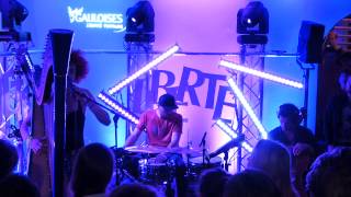 MarieMarie - 20 Steps - live @Variété Liberté Maienzeit Carrée Munich 2014-05-23