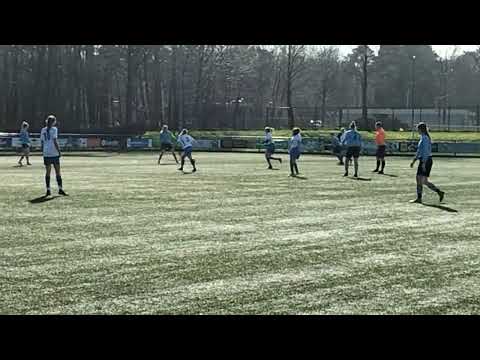 VOETBALWEDSTRIJD TUSSEN V.V.DIEREN VR1 SDV BARNEVELD VR1 6-4 SAMENVATTING VAN DE WEDSTRIJD